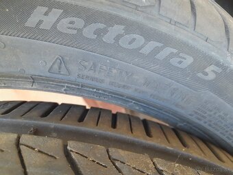 Letne pneu 235/40 R18 - 4
