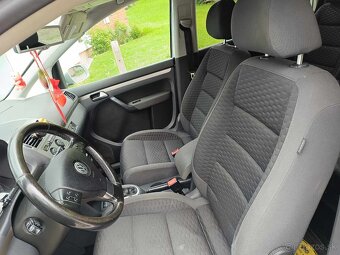 VW Touran 2.0 Tdi DSG - 4