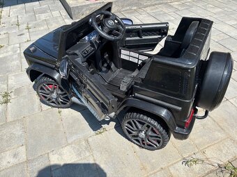 Elektrické autíčko Mercedes G63 AMG čierne - 4