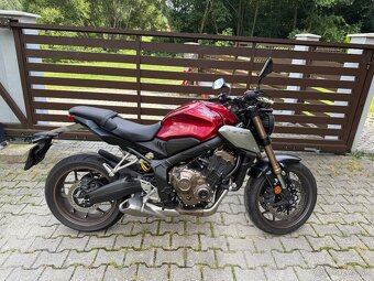 Predám motocykel Honda CB650R r.v.2022 - 4