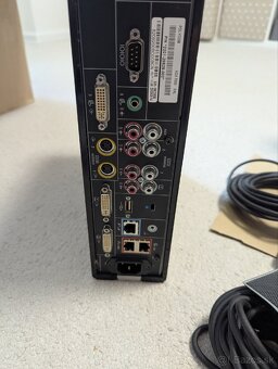 2 x Polycom HDX 7000 - 4