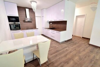 Prenájom 2 izbový  55 m2 byt s parkovacím státím „TABÁŇ“ Nit - 4