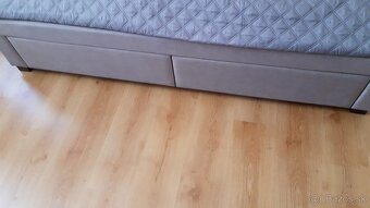 Manželská posteľ - 4