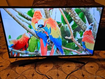 Samsung UE43KU6070U 109 cm (43") 4K Ultra HD Smart TV Black - 4
