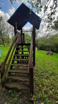 záhradný drevený domček so šmykľavkou - 4