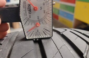 Predám letné pneumatiky 215/50R18 92W - 4