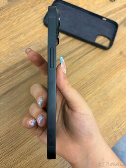 Apple iPhone 14 128 GB - 4