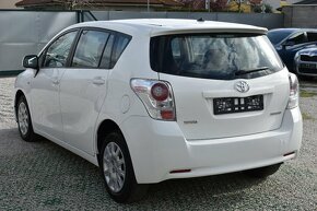 Toyota Verso 2.0 I D-4D 125 Premium - 4