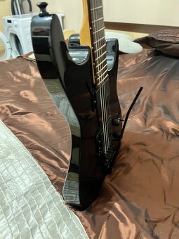 Godin Redline III - 4