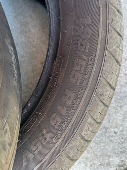 Pneu 195/55 R15 - 4