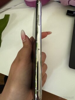 iPhone 11 Pro 128 GB biely – výborný stav - 4