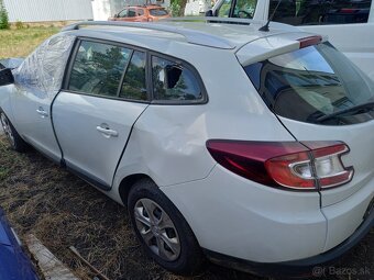 Renault megane 3 combi 2009 1,6 81kw benzín K4M R8 - 4
