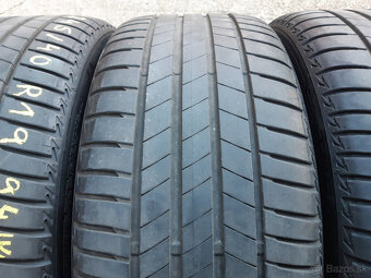 245/40 R19 -letné Bridgestone - 4