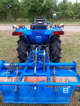 Malotraktor  Iseki 227 4x4 - 4