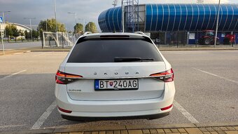 Škoda Superb Combi 2.0 Tdi Style - 4