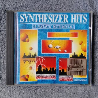 CD - Jarre, Utah Saints, Synthesizer Hits - 4