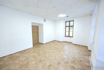 Kancelárske a obchodné priestory KNM - 4