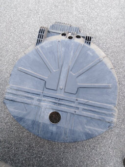 BMW X3 E83 vaňa pre rezervu + rukoväť rezervy - 4