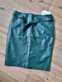 nová smaragdovozelená koženková sukňa Orsay veľ. 40 - 4