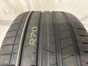 Pirelli P Zero 275/35 R20 XL RF 102Y - 4