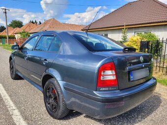 ŠKODA OCTAVIA 1.6 75KW TOUR - 4