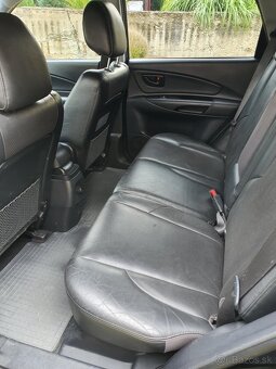 Hyundai Tucson 2.0 benzin 4x4 - 4