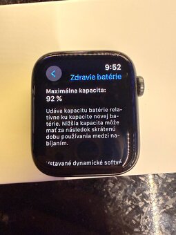 Apple Watch SE 44mm - 4