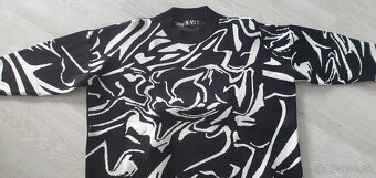 Oversize sveter ANSWEAR - 4