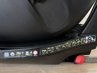 Britax Romer Dualfix M i-size - 4