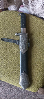 Tesák RAD - 4