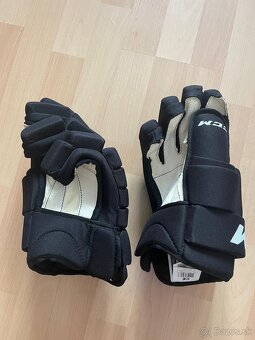 NIKDY NEPOUŽITÉ RUKAVICE CCM 4R - 4
