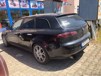 Alfa Romeo 159 Sportwagon 2.4JTDM Q4 - 4