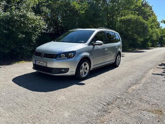 Volkswagen Touran 2.0 TDI Highline DSG - 4