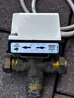 Danfoss 3-Cestný ventil 22mm + pohon 230 V - 4
