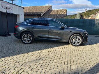 Audi E-tron 55 quattro S line - 4