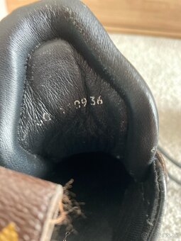 Louis Vuitton Archlight - 4