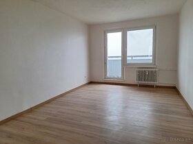 Predám veľký 2 izbový byt s balkónom v Tornali - 4