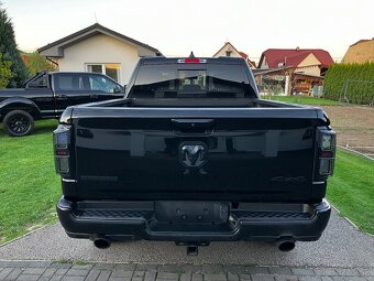 Dodge Ram 1500 5.7 HEMI - 4x4 - 2019 - OFFROAD PAKET - 4