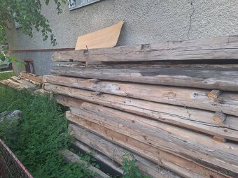 Staré drevo ručne kresané - 4