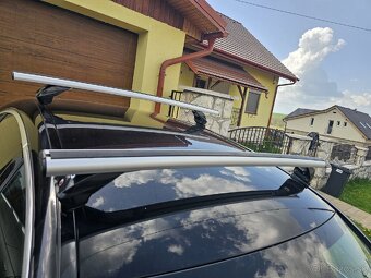 priečny nosič na Mercedes C (w 205) - 4