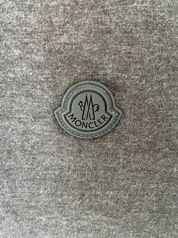Moncler. - 4
