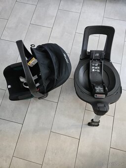Vajíčko a Izofix základňa Britax Römer - 4