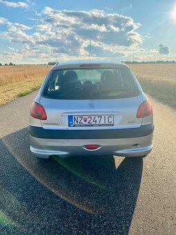 Peugeot 206 1.1 benzín - 4