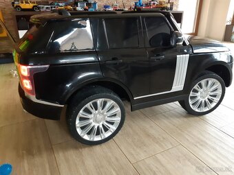 ELEKTRICKÉ AUTO RANGE ROVER 4X4 - 4