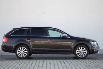 Škoda Octavia Combi SCOUT 2.0 TDI 4x4 - 4