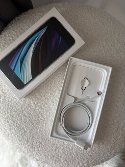iPhone SE (2020) 64GB - 4