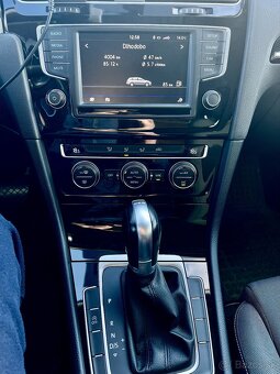 Volkswagen Golf Combi 1.6TDI DSG7 - 4