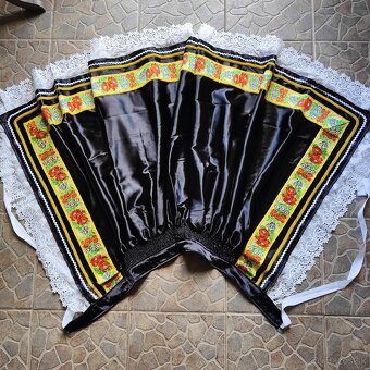 Kroj Piešťany zástery - predná a zadná - 4