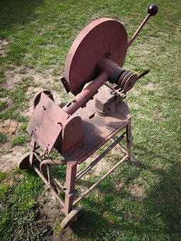 Stojanová rozbrusovačka - 4