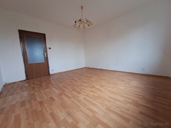 2 izbový byt s nádherným výhľadom v pôvodnom stave Priekopa - 4